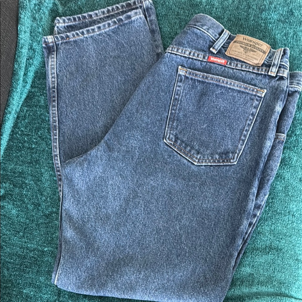 COPY - Wrangler Blue Relaxed Fit Jeans with Faded Indigo Finish